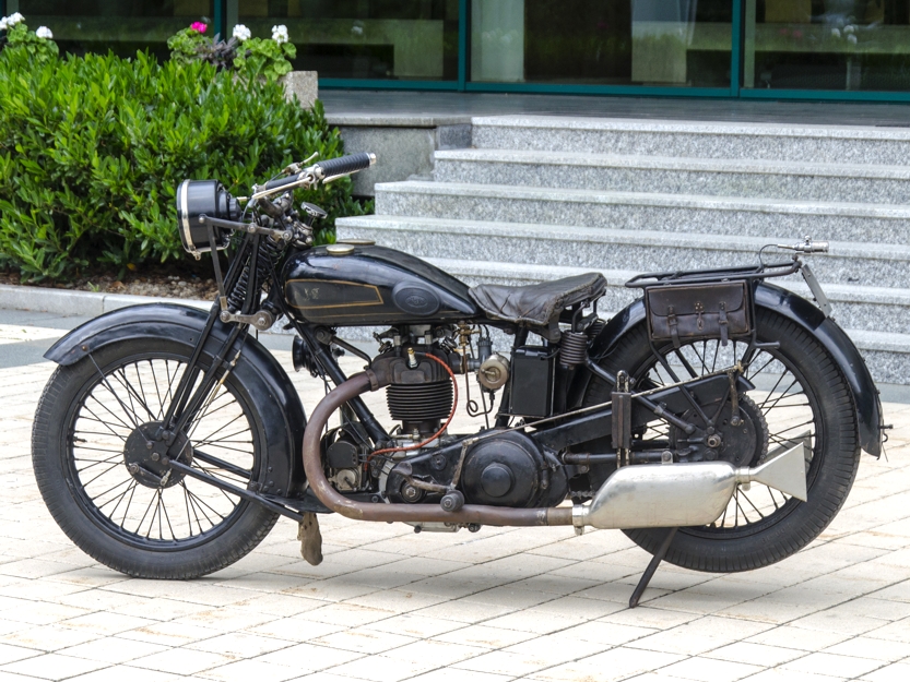 červen 2025 - Restaurátorská dílna - Jízdní zkouška dokončeného motocyklu AJS 500 OHV z roku 1929